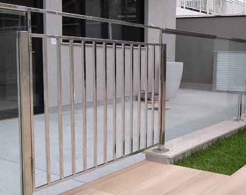 Portão de Inox